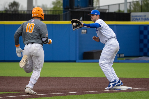 Kentucky Wildcats Dalton Reed (10)


UK falls to Tennessee 2-8 on Saturday April 20, 2019. 

Photo by Mark Mahan | UK Athletics