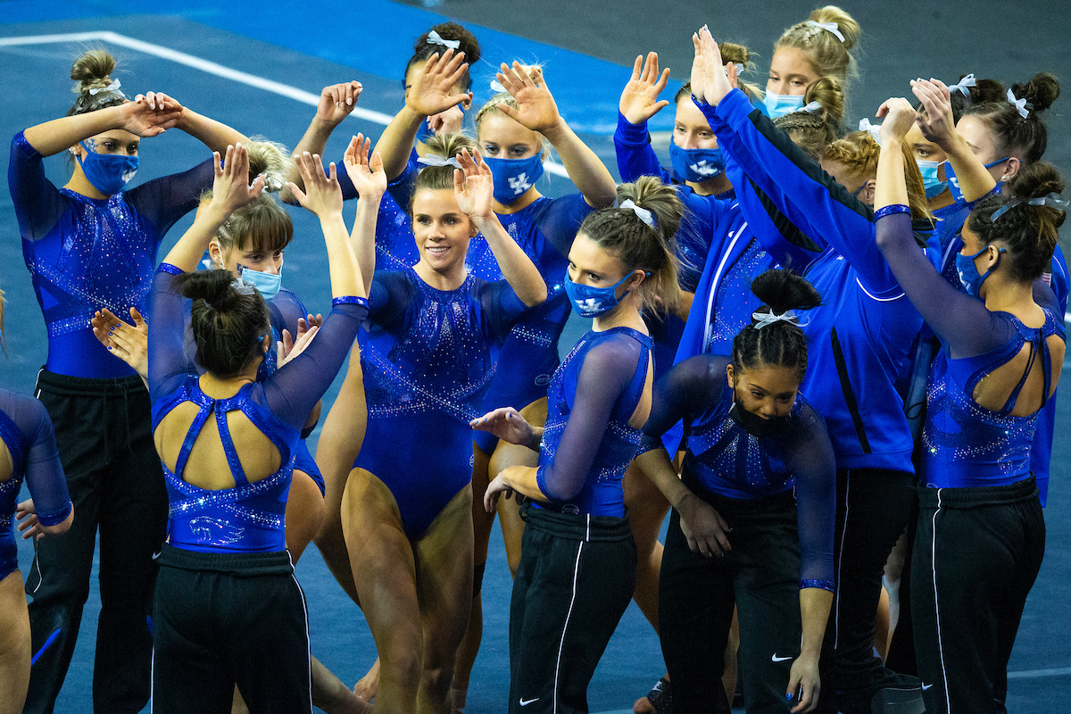 Team.

Kentucky falls to Alabama 196.775 - 196.350.

Photo by Grace Bradley | UK Athletics