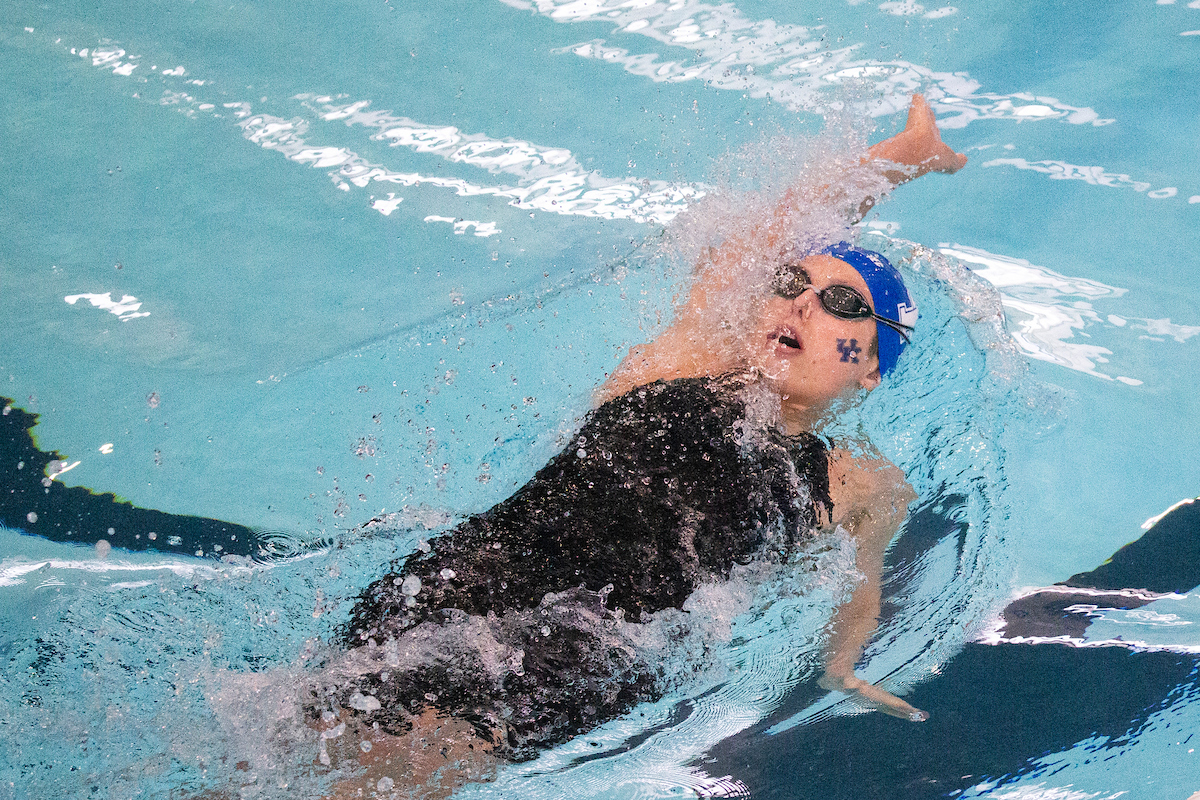 Kentucky Women’s team beats Louisville 200.5 - 99.5.
Kentucky Men’s team falls to Louisville 111 - 188.

Photo by Grace Bradley | UK Athletics