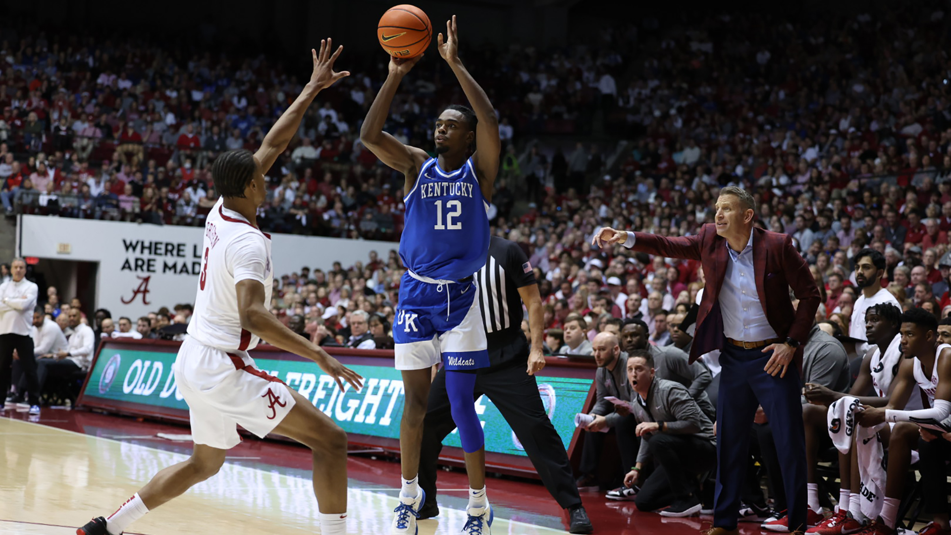 No. 7 Alabama Tops Kentucky on Saturday