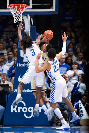 Tyrese Maxey and EJ Montgomery. 

Kentucky Defeated Georgia Tech 67-53.

Photo By Barry Westerman | UK Athletics