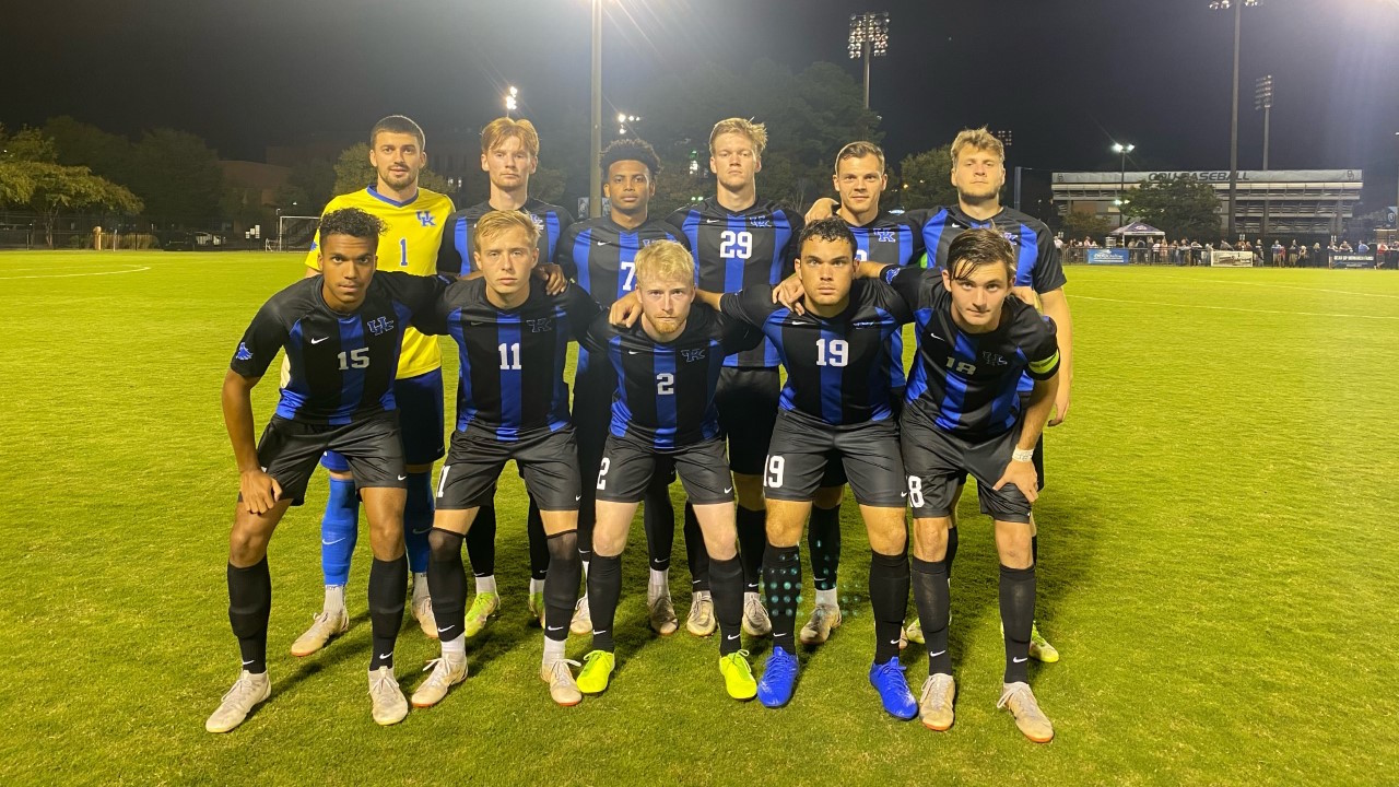 No. 6 Kentucky Wins 2-0 at Old Dominion