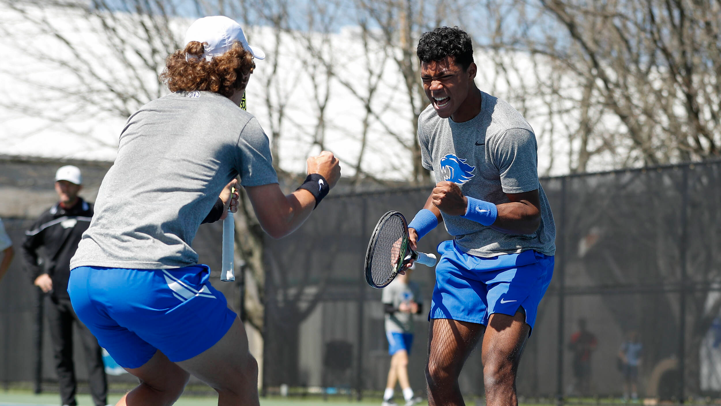 No. 4 Kentucky Faces No. 8 Georgia, No. 14 Tennessee as Battle for SEC Crown Continues