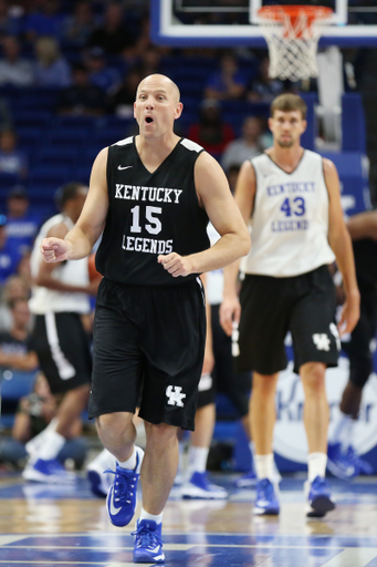 Former Kentucky men's basketball players across a number of decades came back to Rupp Arena for the 2017 UK Alumni Charity Series. 