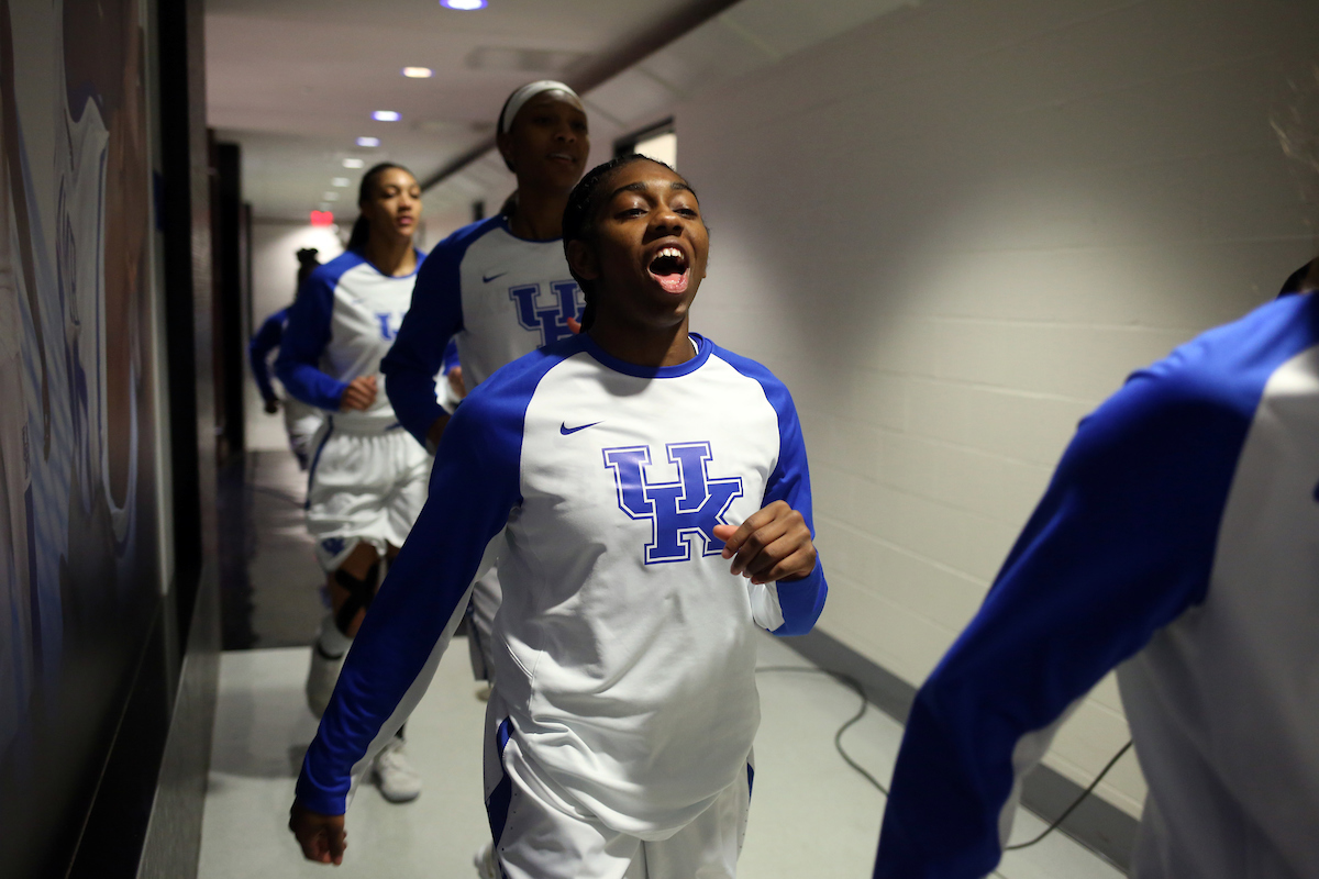 Taylor Murray

The University of Kentucky women's basketball team falls to Tennessee on Sunday, December 31, 2017 at Rupp Arena. 

Photo by Britney Howard | UK Athletics