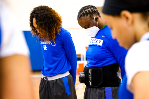 Kyra Elzy. Niya Butts.

Kentucky Women’s Basketball Practice. 

Photo by Eddie Justice | UK Athletics