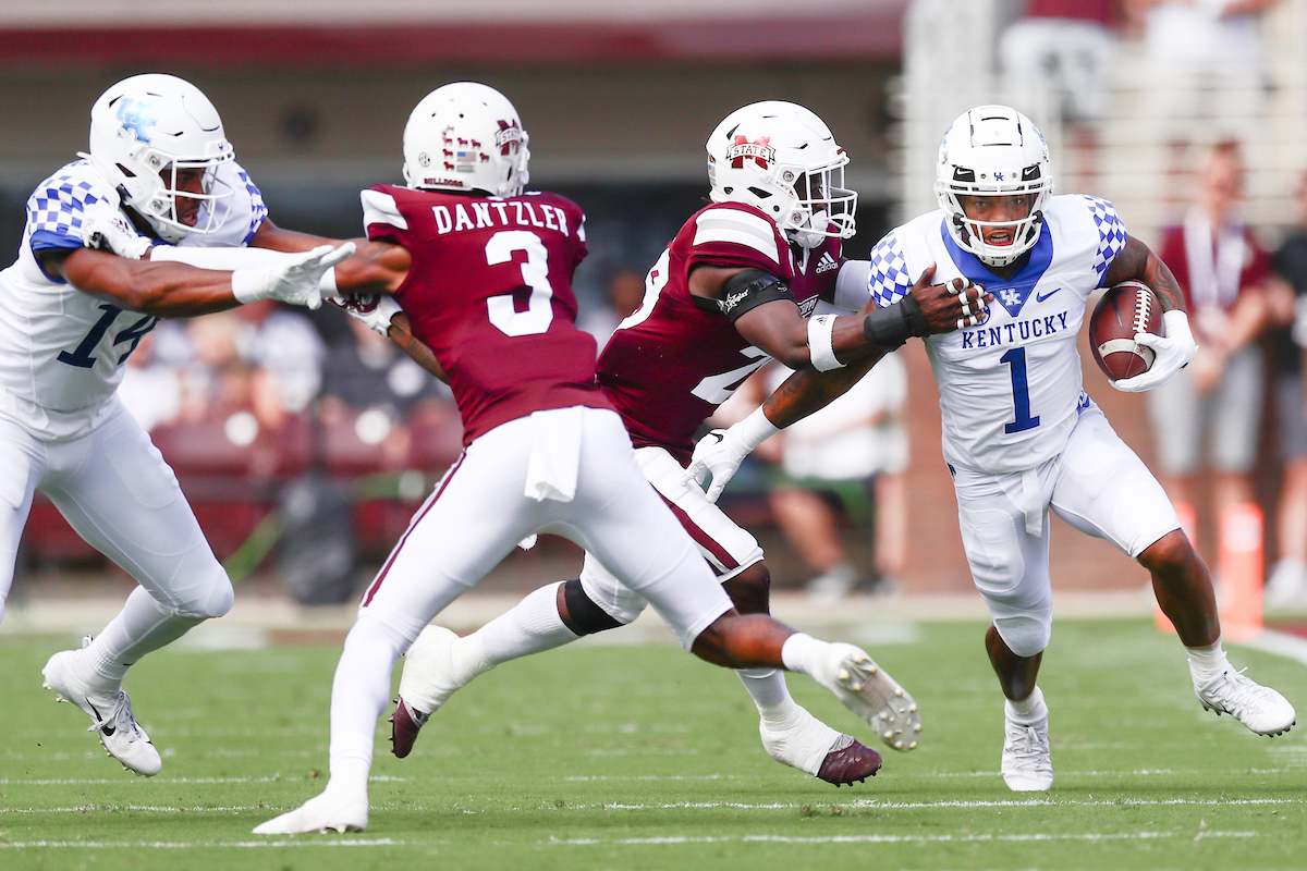 LYNN BOWDEN.

Kentucky falls to Mississippi State, 28-13.

Photo by Elliott Hess | UK Athletics