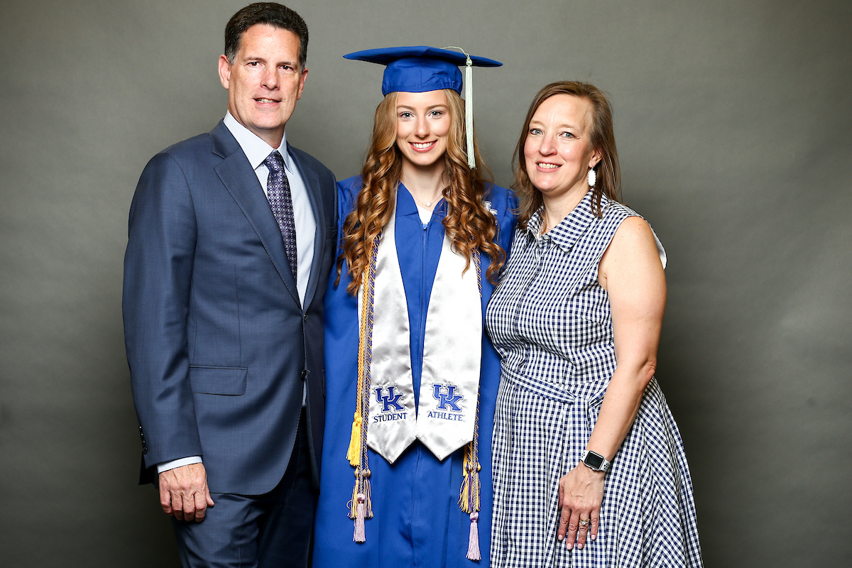 Hayley Griesser. Family.  

2020-21 Graduation.

Photo by Eddie Justice | UK Athletics