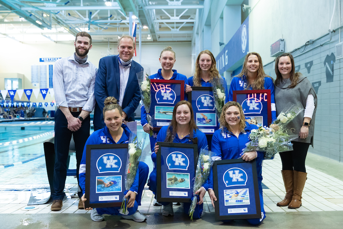 Kentucky Women's team beats Louisville 200.5-99.5
Kentucky Men's team falls to Louisville 111-188.

Photo by Grant Lee | UK Athletics