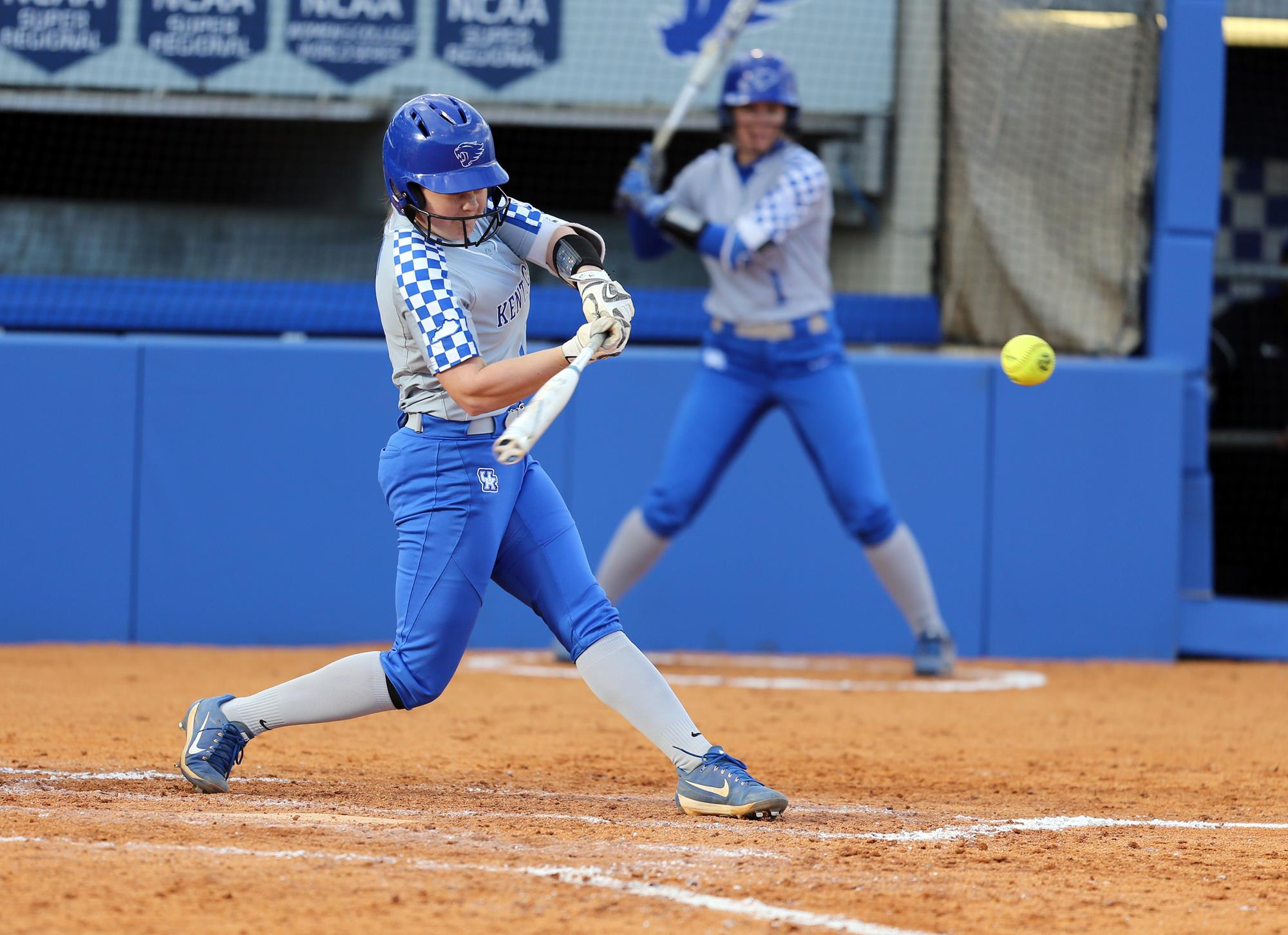 Rethlake’s Complete Game Powers UK to Midweek Win