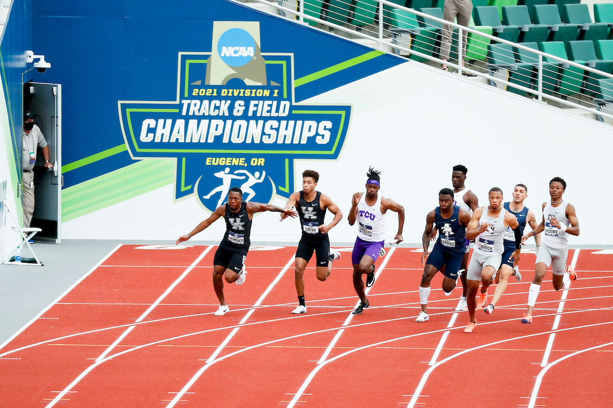Kennedy Lightner. Jacob Smith.

Day 1. 2021 NCAA Track and Field Championships.

Photo by Chet White | UK Athletics