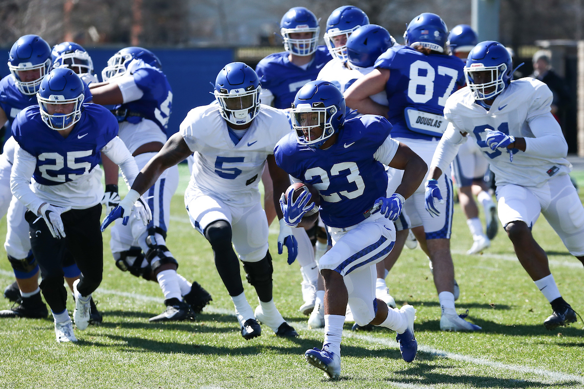 TYRELL AJIAN.

Spring Practice.

Photo by Elliott Hess | UK Athletics