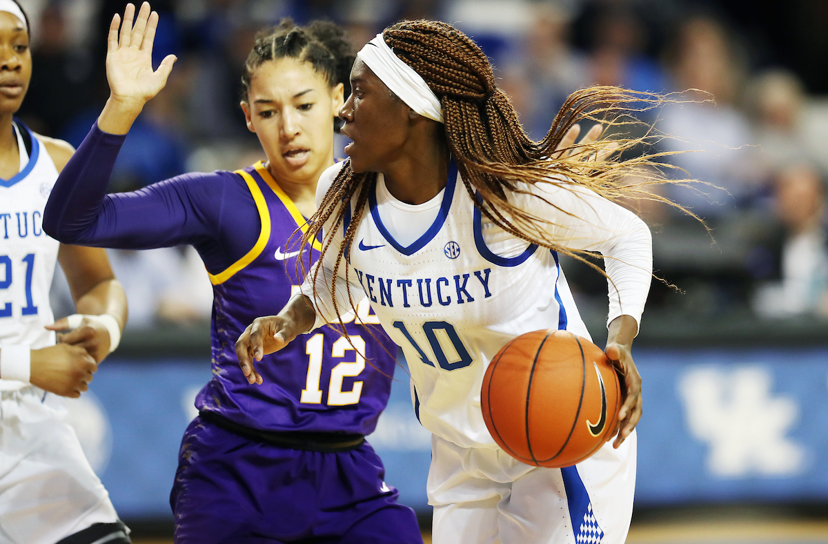 Rhyne Howard

The UK Women's Basketball team beat LSU on Senior Day on Sunday, February 24, 2019.

Photo by Britney Howard | UK Athletics