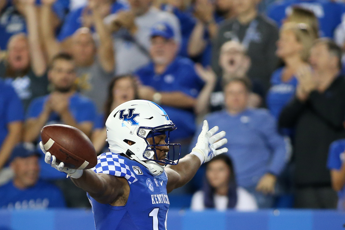 Ahmad Wagner

UK beat EMU 38-17.


Photo By Barry Westerman | UK Athletics