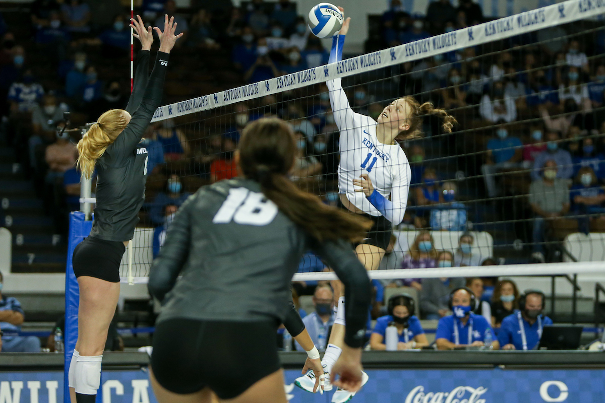 Elise Goetzinger. 

Kentucky beats Mizzou 3 - 0.

Photo by Sarah Caputi | UK Athletics