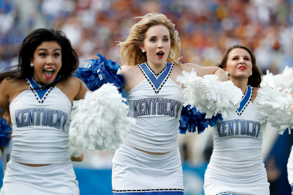 Dance Team.

Kentucky beats Central Michigan 35-20.


Photo by Chet White | UK Athletics