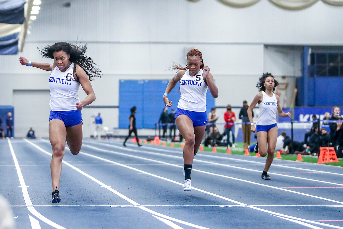 Cierra Fogg, Mandy Dickerson, and Patrice Cornelious.

Kentucky Rod McCravy Track & Field Invitational.

Photo by Sarah Caputi | UK Athletics