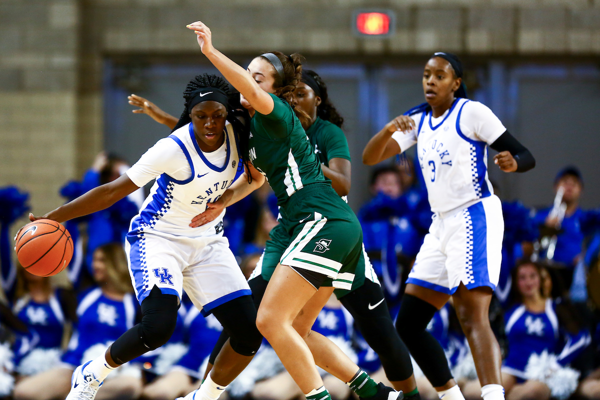 Rhyne Howard. 

Kentucky beats Stetson 67-48. 

Photo by Eddie Justice | UK Athletics