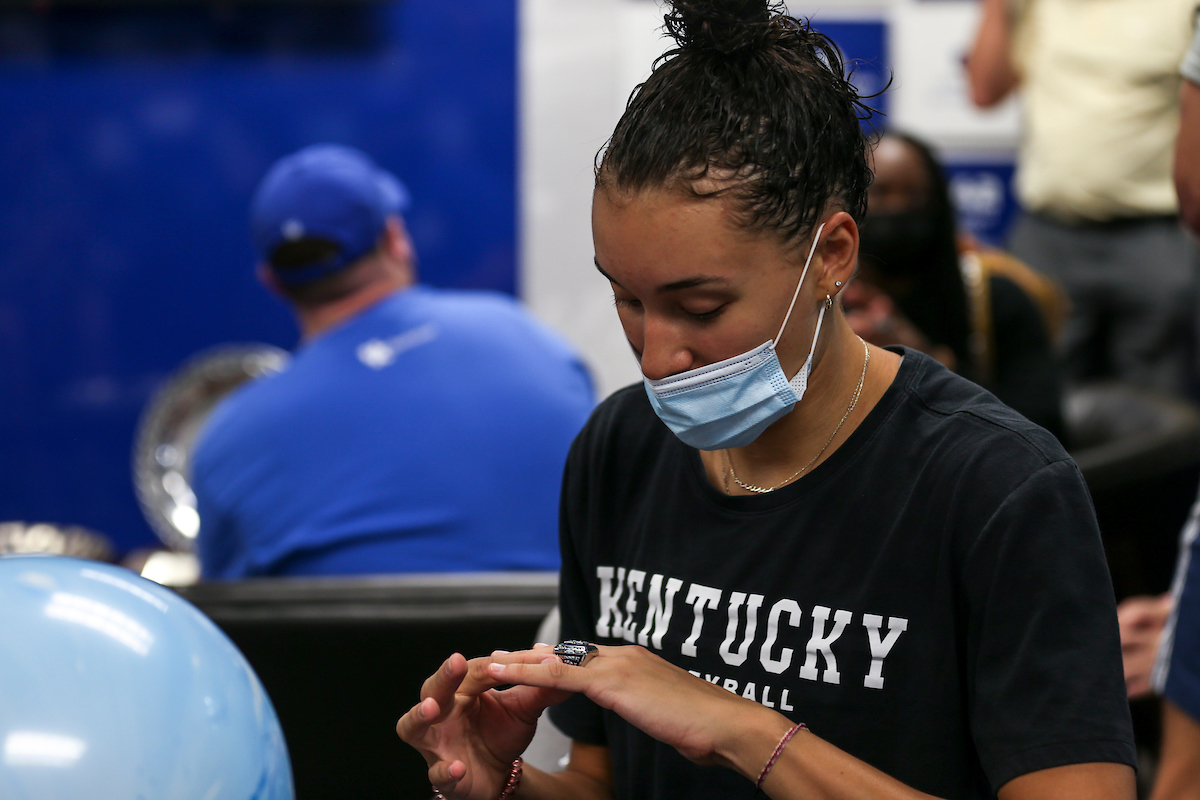 Kentucky Volleyball receives their National Championship rings.

Photo by Grace Bradley | UK Athletics