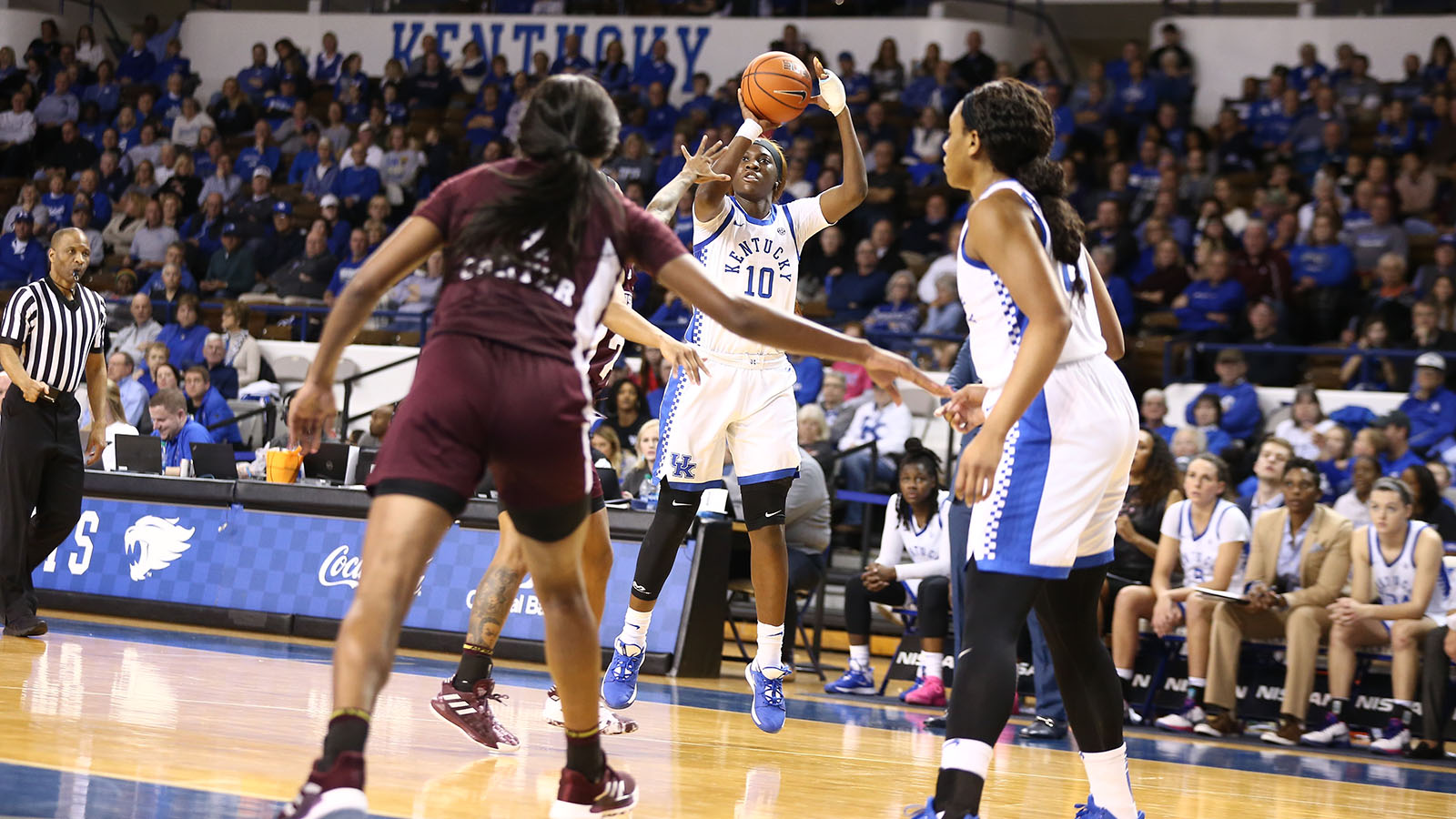 Confident, Improved Cats Hope for Better Result Against South Carolina