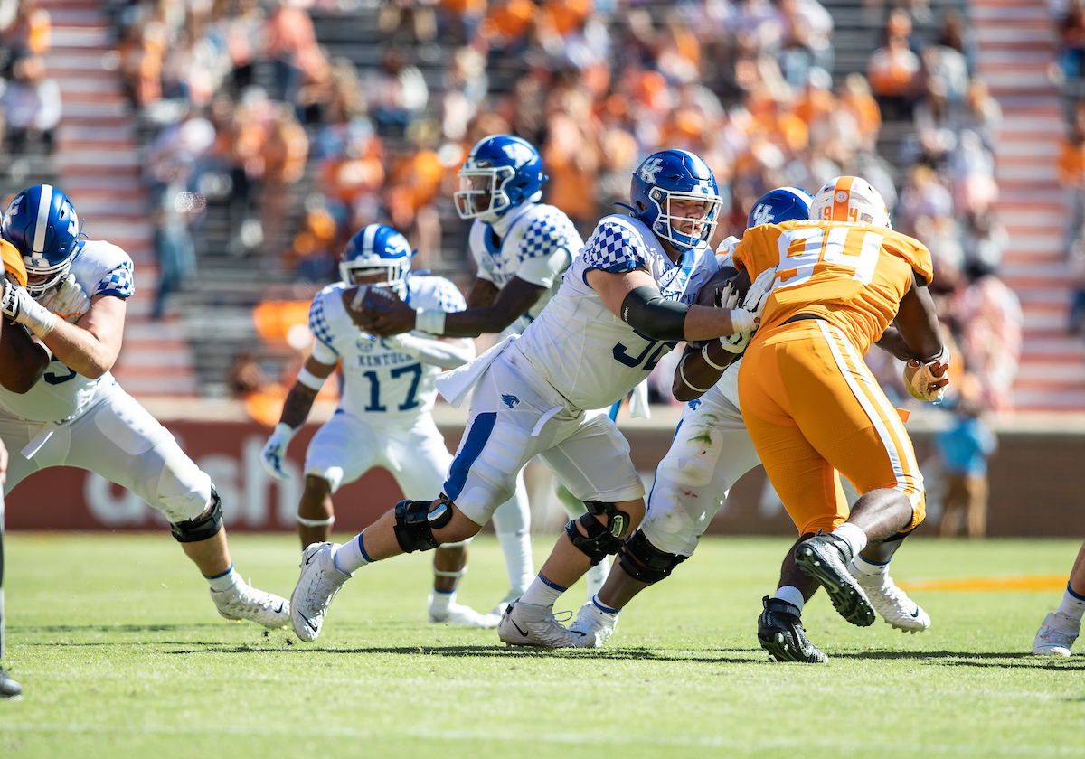 Drake Jackson

UK defeats Tennessee 34-7

Photo By Jacob Noger | UK Football
