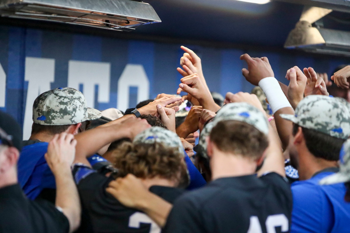 Team.

Kentucky beats Auburn 6-3.

Photo by Sarah Caputi | UK Athletics