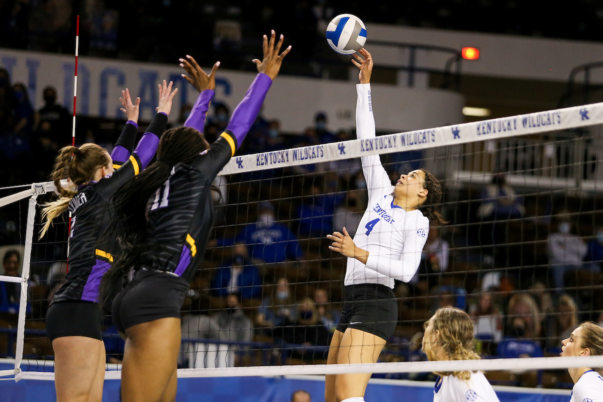 Avery Skinner.

Kentucky sweeps LSU 3-0.

Photo by Hannah Phillips | UK Athletics