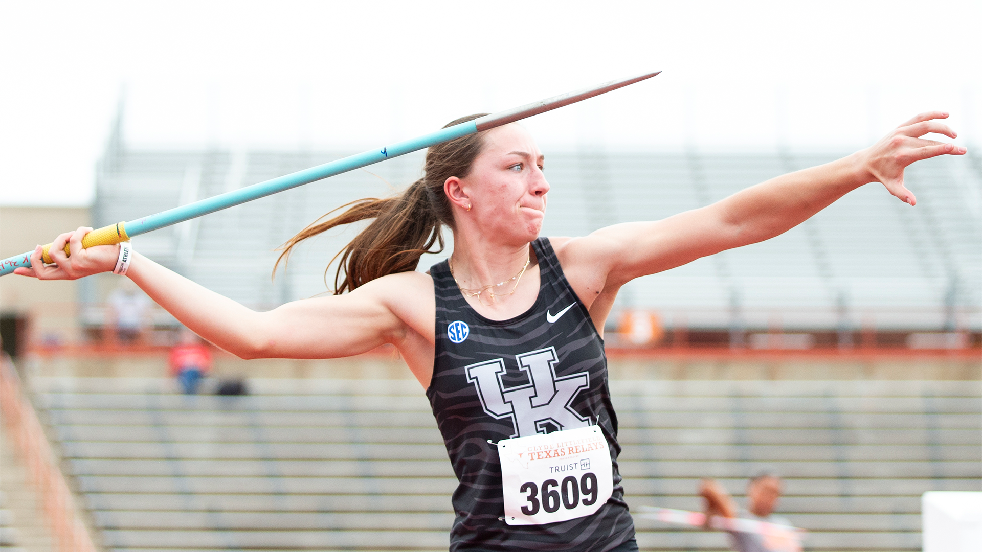 Wildcats Post Seven Personal Bests on Day One in Gainesville and Wake Forest