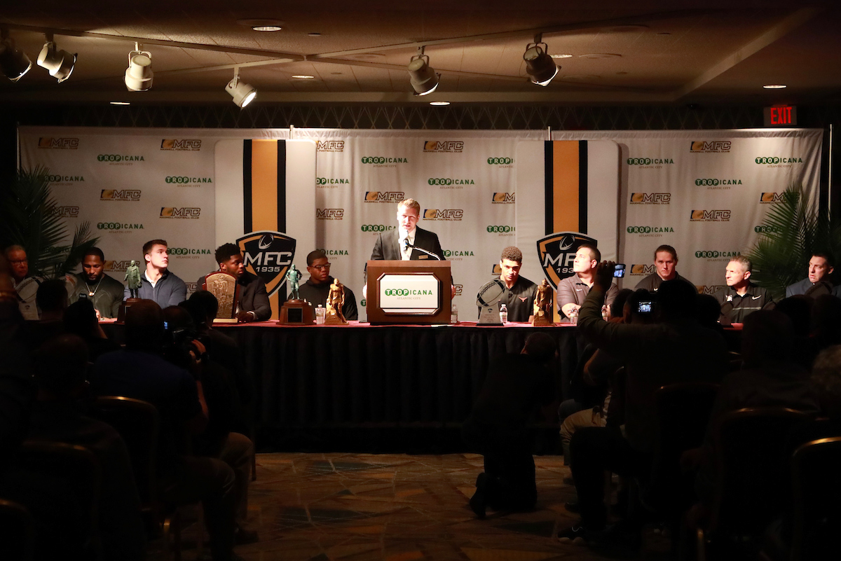 Josh Allen is honored as the 2018 Bednarik Award winner at the Maxwell Football Club Gala on Friday, March 7th, 2019.

Photo by Noah J. Richter | UK Athletics