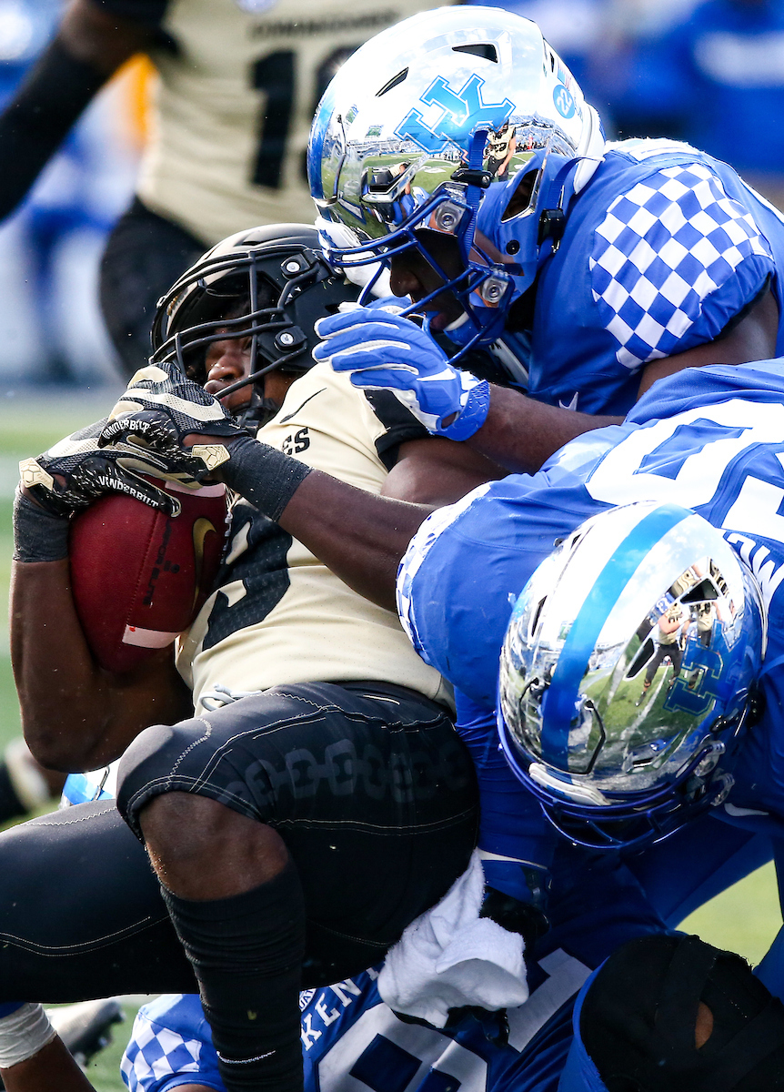 Tackle. 

UK beat Vandy 38-35.

Photo by Eddie Justice | UK Athletics