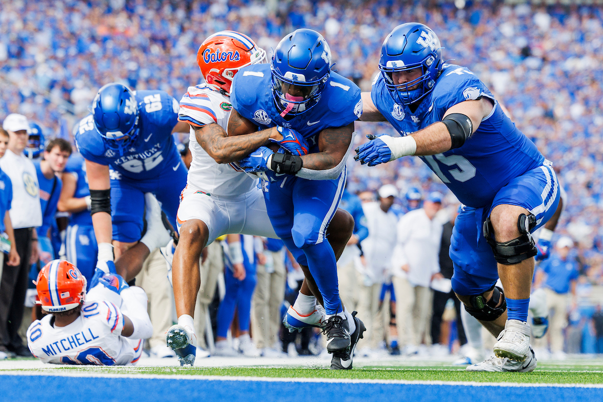 Mark Stoops had to throw Deone Walker out of Saturday's scrimmage