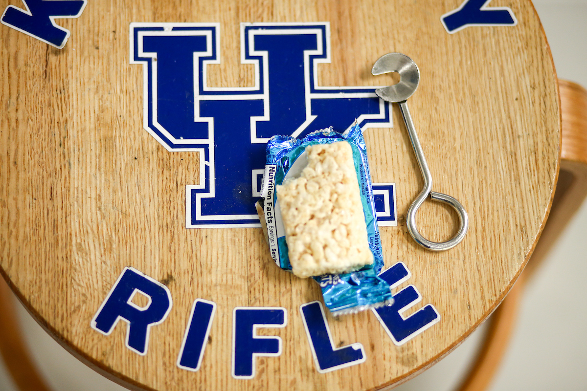 Snack. 

Kentucky beat Memphis. 

Photo by Eddie Justice | UK Athletics