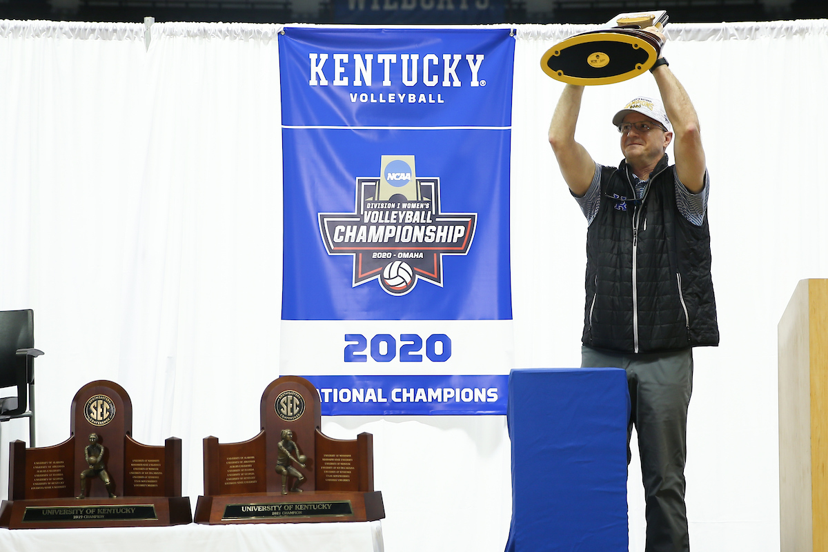 Craig Skinner.Kentucky Volleyball returns from winning NCAA ChampionshipPhoto by Grant Lee | UK Athletics