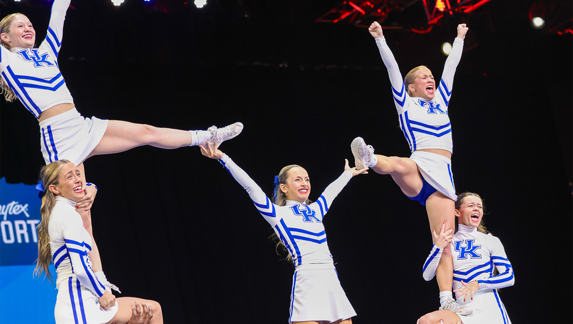 Kentucky Cheerleading Finishes Third in UCA National Competition