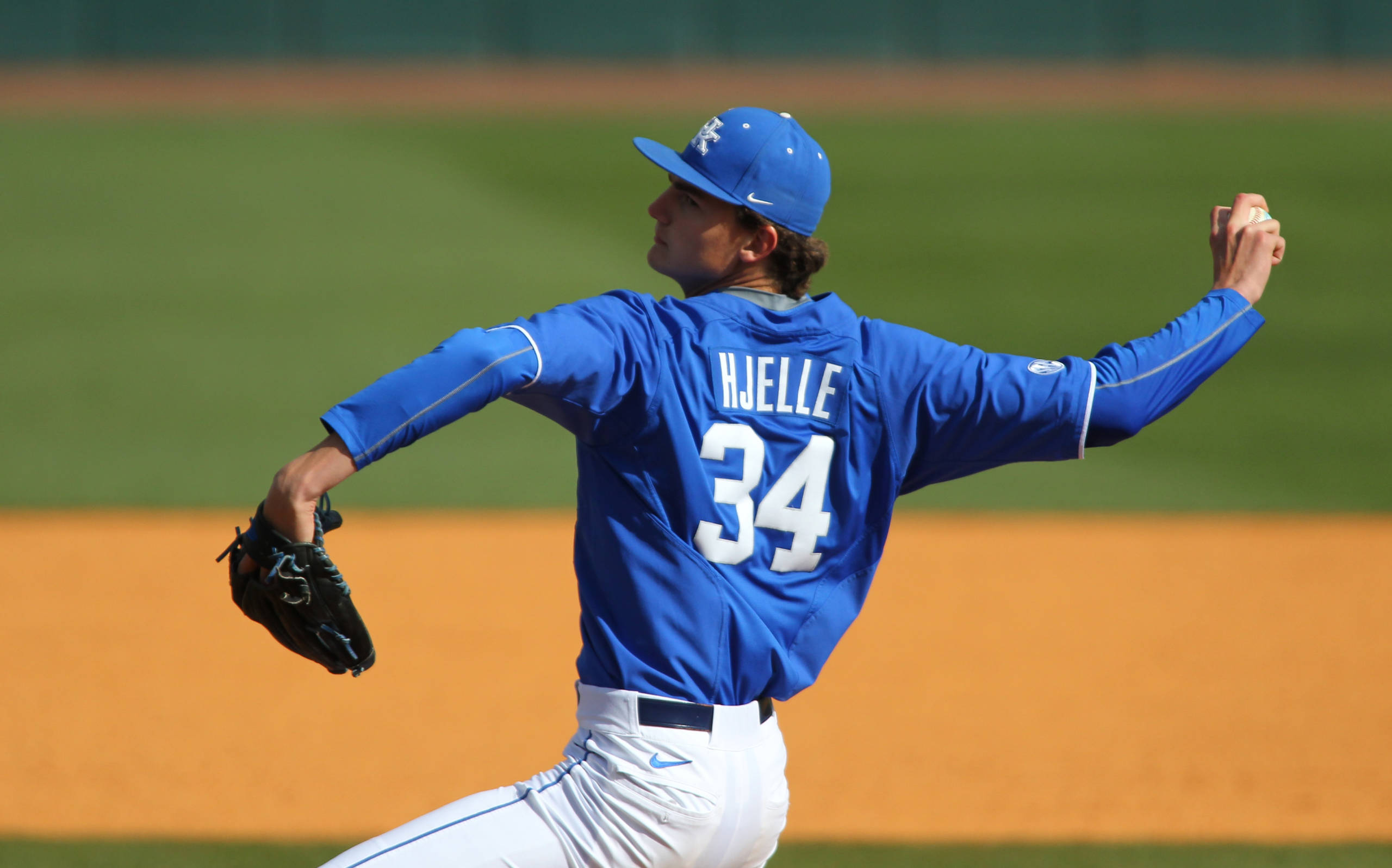 Baseball vs. Alabama (4/9/16) -- Photo Gallery