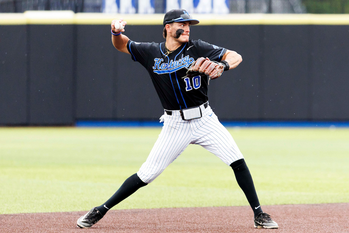 Luke Lawrence a Brooks Wallace Semifinalist