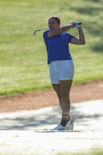 Maria Villanueva Aperribay.Kentucky womenâ??s golf practice.Photo by Grace Bradley | UK Athletics