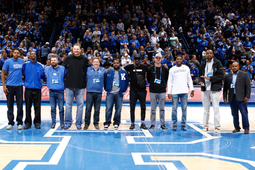 2000s slass.

Blue-White Game.

Photo by Elliott Hess | UK Athletics