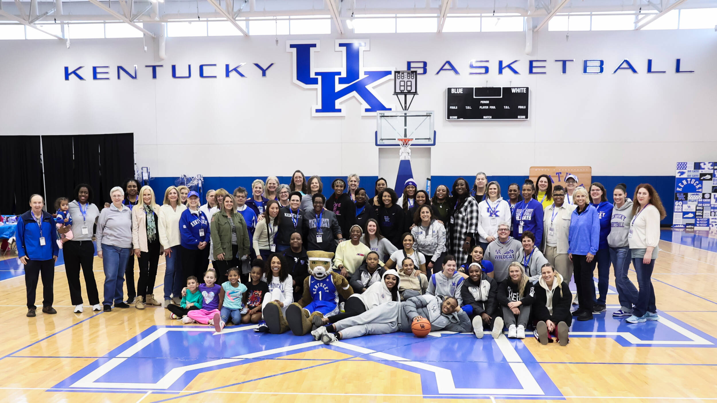 Kentucky Welcomes Back More Than 90 Alumni for Wildcats, Gators in Rupp Arena on Sunday