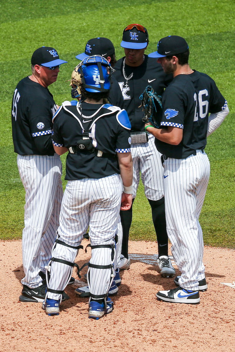 Team.

Kentucky loses to Vanderbilt 3-5.

Photo by Sarah Caputi | UK Athletics
