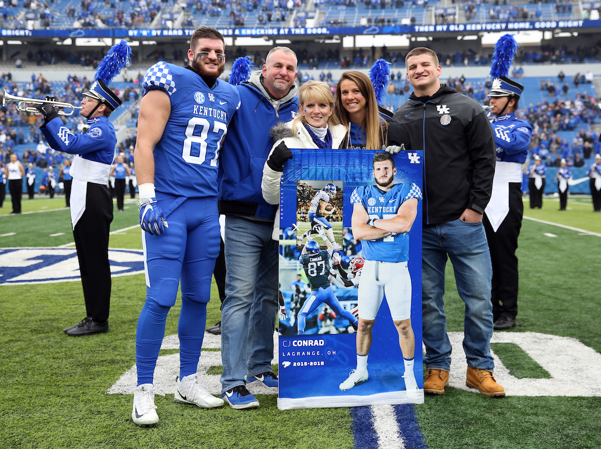 CJ Conrad


UK Football beats MTSU 34-23 on Senior Day at Kroger Field. 

Photo by Britney Howard | UK Athletics