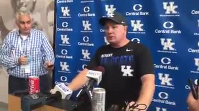 FB: Stoops, Cats Enjoy Fan Day