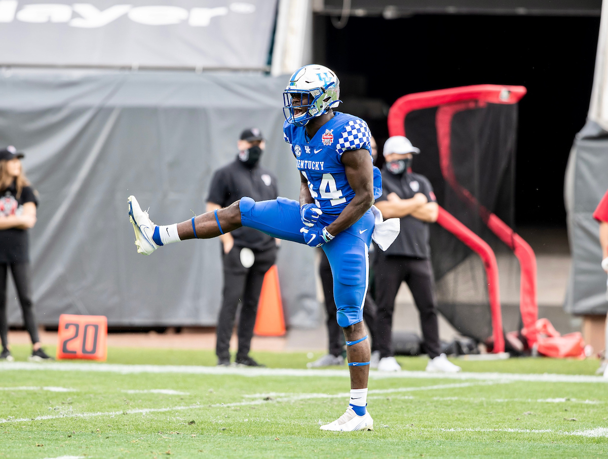 Jamin Davis

Kentucky beats NC State 23-21

Photo by Jacob Noger | UK Football