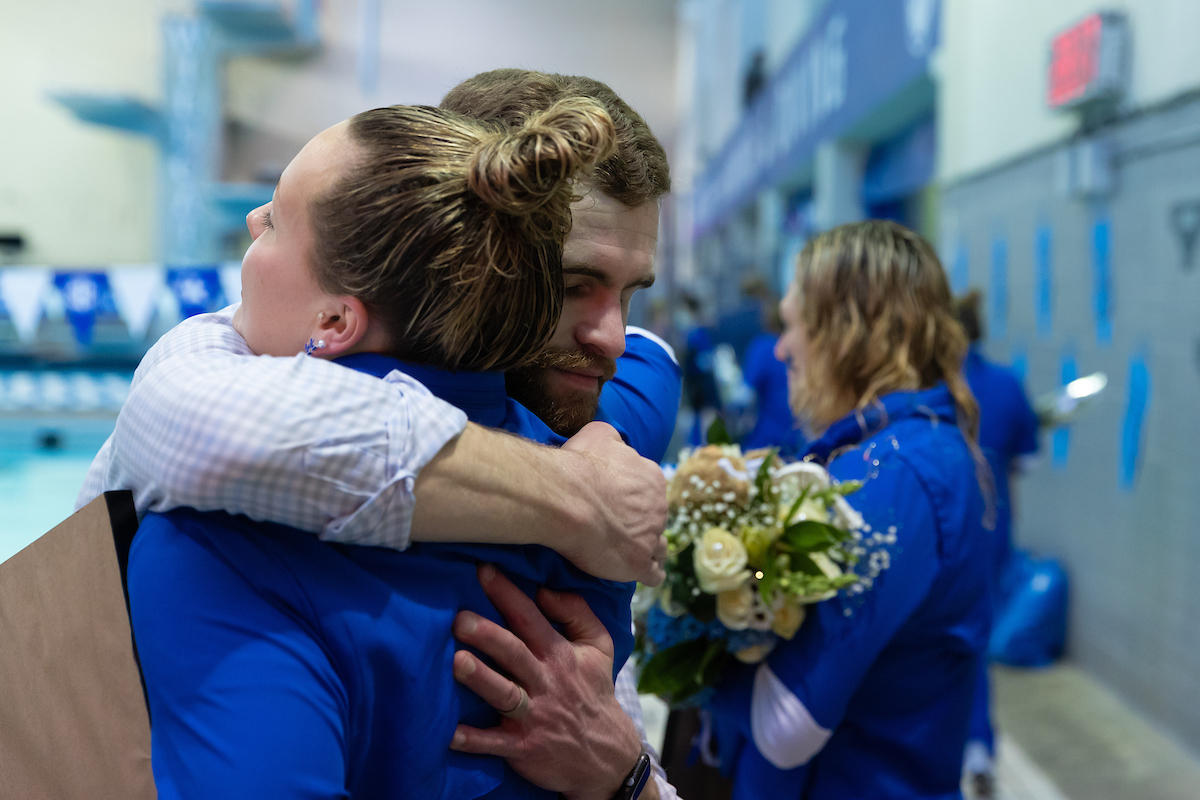 Kentucky Women's team beats Louisville 200.5-99.5
Kentucky Men's team falls to Louisville 111-188.

Photo by Grant Lee | UK Athletics