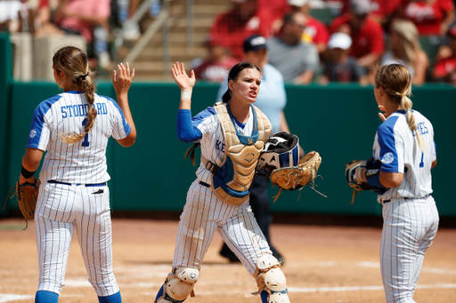 KAYLA KOWALIK.

Kentucky falls to Alabama, 4-1.

Photo by Elliott Hess | UK Athletics