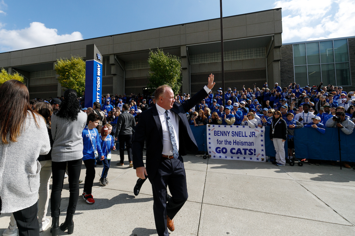Coach Stoops.

Georgia beats UK 34-17.


Photo by Elliott Hess | UK Athletics