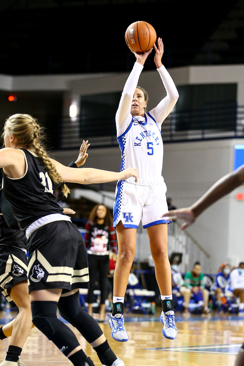 Blair Green. 

Kentucky beats Worfford 98-37.

Photo by Eddie Justice | UK Athletics