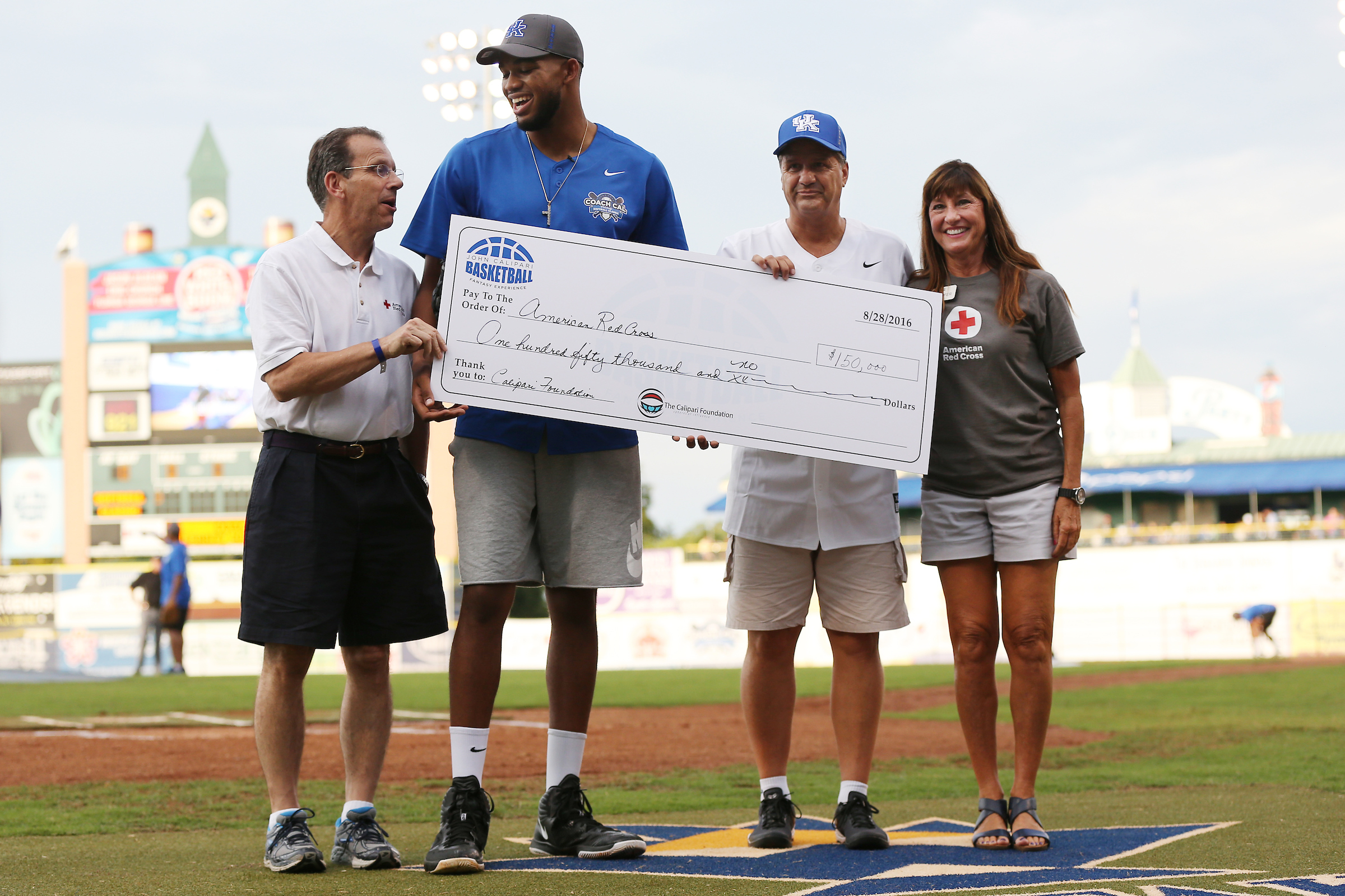 Celebrity Softball Game Photo Gallery