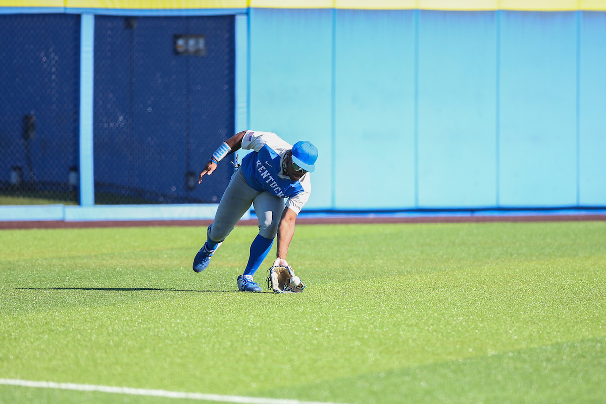 Oraj Anu

2020 Fall Ball

Photo by Grant Lee | UK Athletics