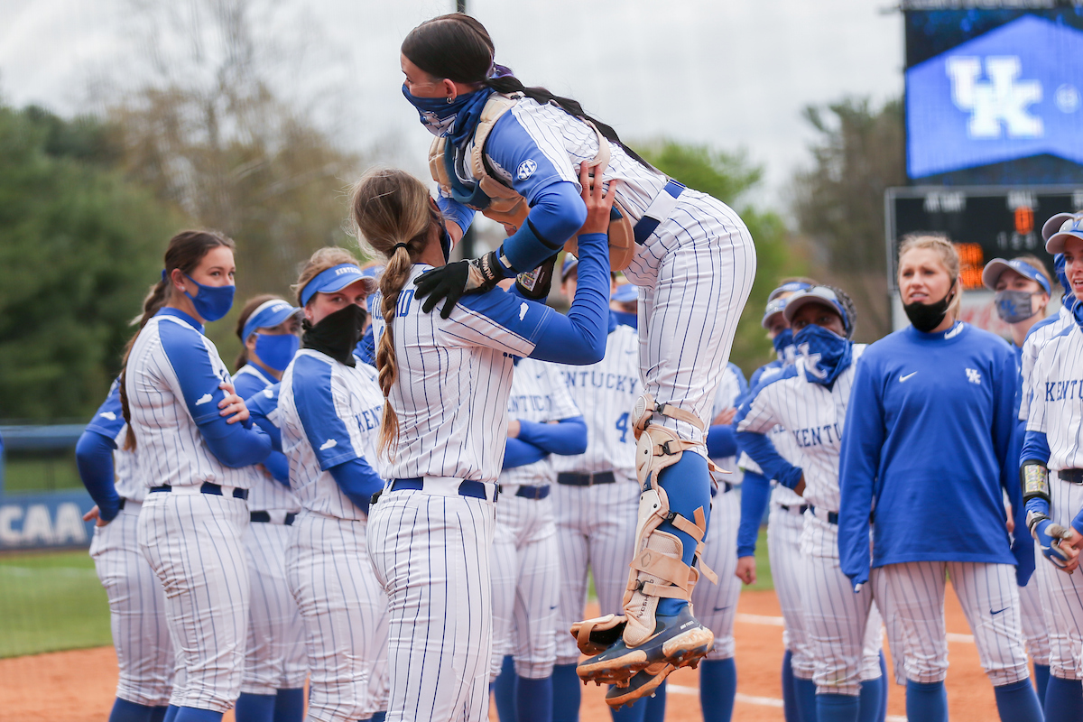 Miranda Stoddard and Kayla Kowalik.

Kentucky beats Georgia 11 - 3.

Photo by Sarah Caputi | UK Athletics